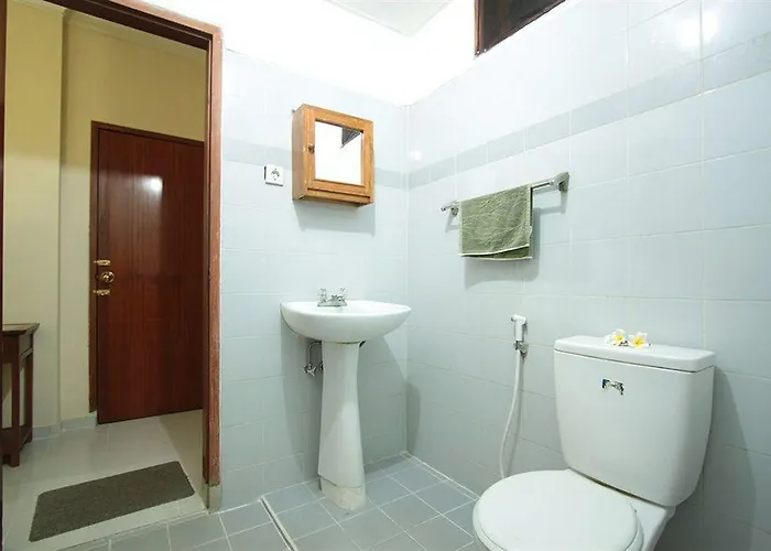 Hotel Bakung Sari 3*