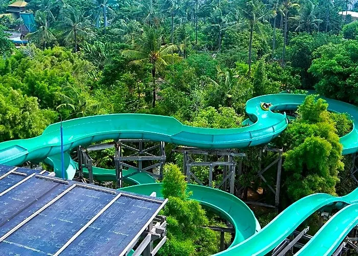 Hotel Bakung Sari 3*